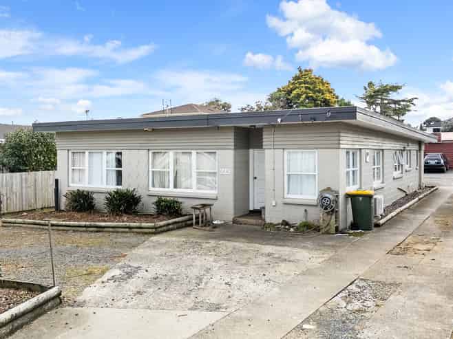 223 Puhinui Road, Papatoetoe