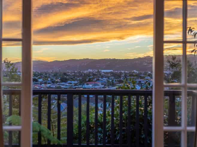 33 Woodvale Grove, Fairfield