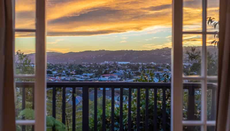 33 Woodvale Grove, Fairfield