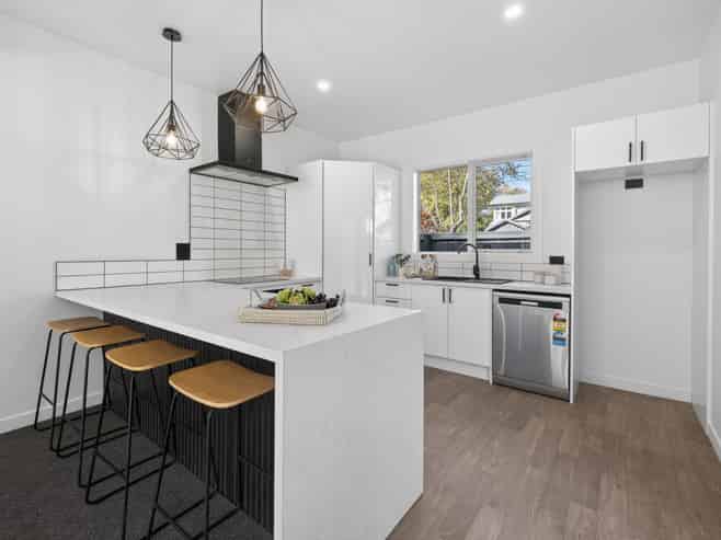 61 Severn Street, Saint Albans