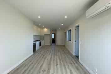 2 Tuawa Lane, Clevedon