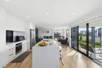 33 Claremont Crescent, Amberley