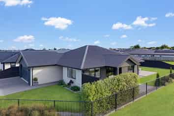 33 Claremont Crescent, Amberley