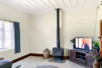 127 College Road, Hexton