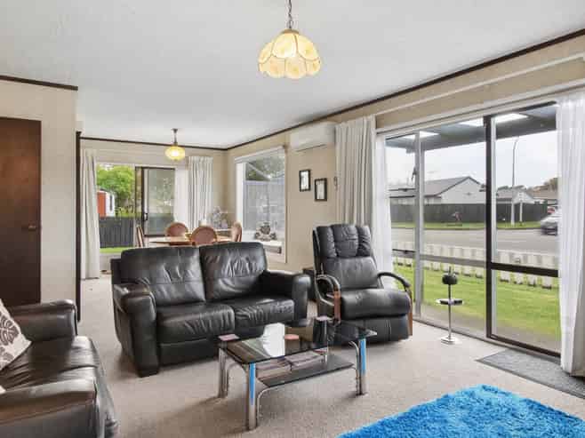 32 Sylvania Drive, Matua