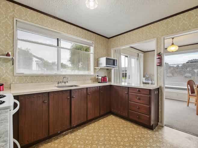 32 Sylvania Drive, Matua