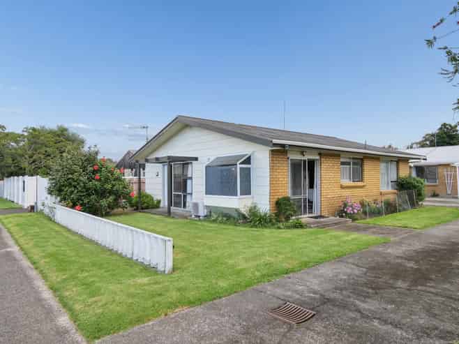 32 Sylvania Drive, Matua