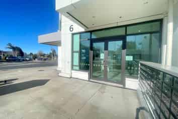 205/6 Waikumete Road, Glen Eden