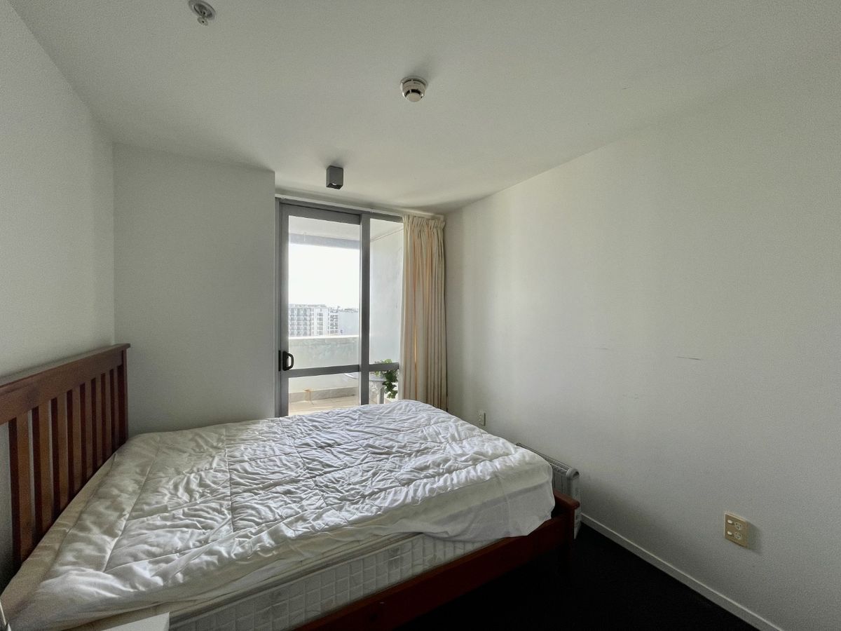 One Bedroom Apartment With Balcony - Więcej
