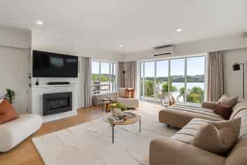 81 Seaview Road, Paremata