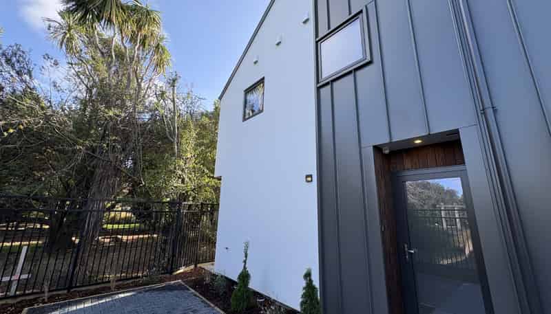7/17 Braddon Street , Addington