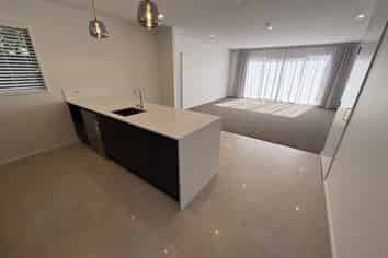 7/17 Braddon Street , Addington