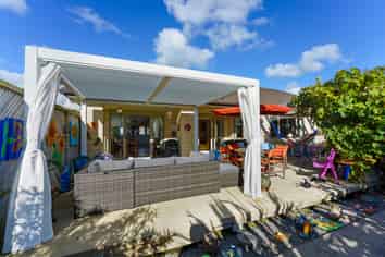 16 Ludlam Way, Otaki