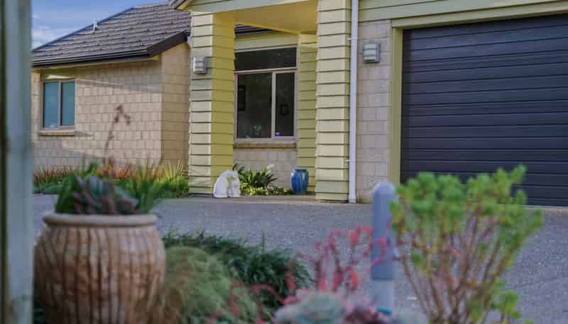 16 Ludlam Way, Otaki