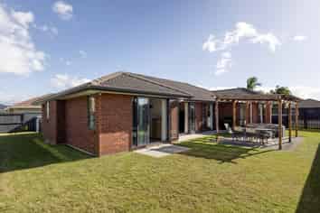 73 Carrington Drive, Papamoa