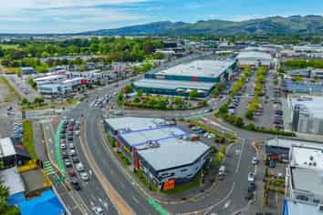 Large Format Retail Fronting Tower Junction
