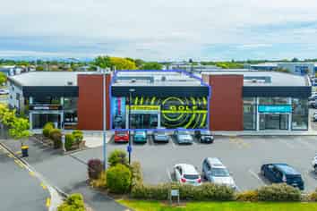 Large Format Retail Fronting Tower Junction