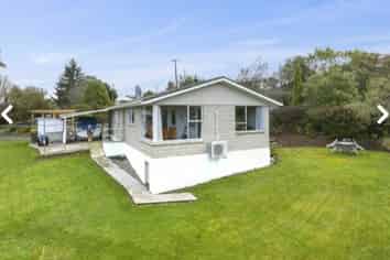 2 Bourke Street, Waikouaiti