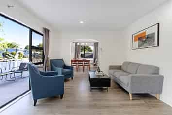 123 Wattle Farm road, Wattle Downs