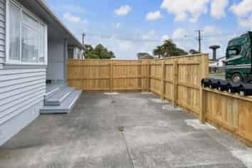 1/72 Bridge Street , Bulls