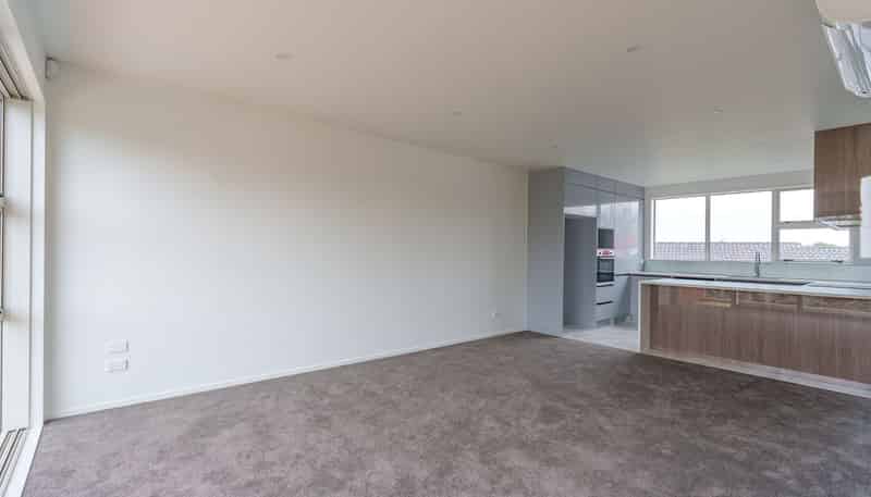 14 Sunlands Drive, Manurewa