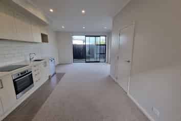 24 Sacred Kingfisher Road, Hobsonville