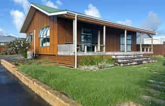 23a Crispe Road, Clarks Beach