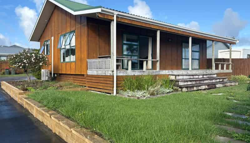 23a Crispe Road, Clarks Beach