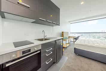 601B/8 Lakewood Court, Manukau