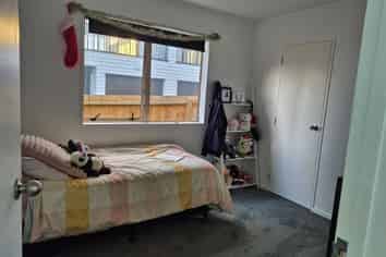 4050A Great North Road, Glen Eden