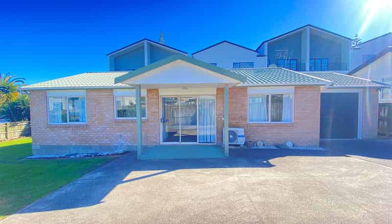4050A Great North Road, Glen Eden