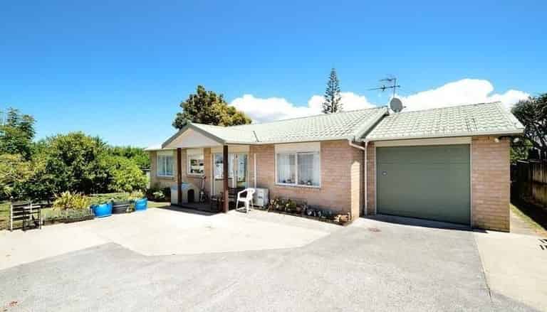 4050A Great North Road, Glen Eden