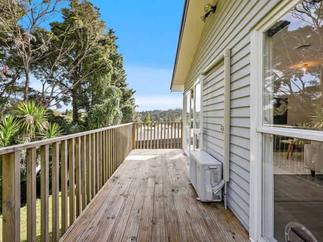 9 Beeche Place, Birkdale