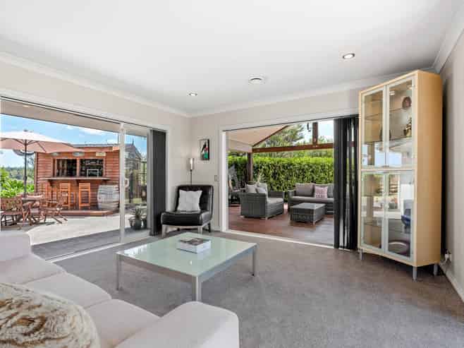 240  Three Oaks Drive, Coatesville