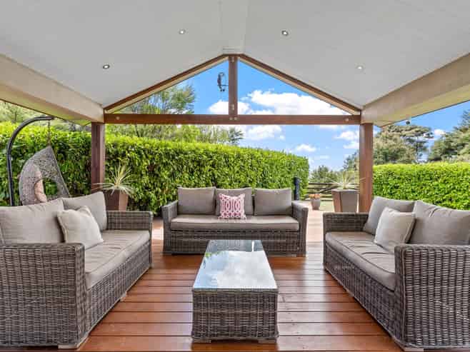 240  Three Oaks Drive, Coatesville