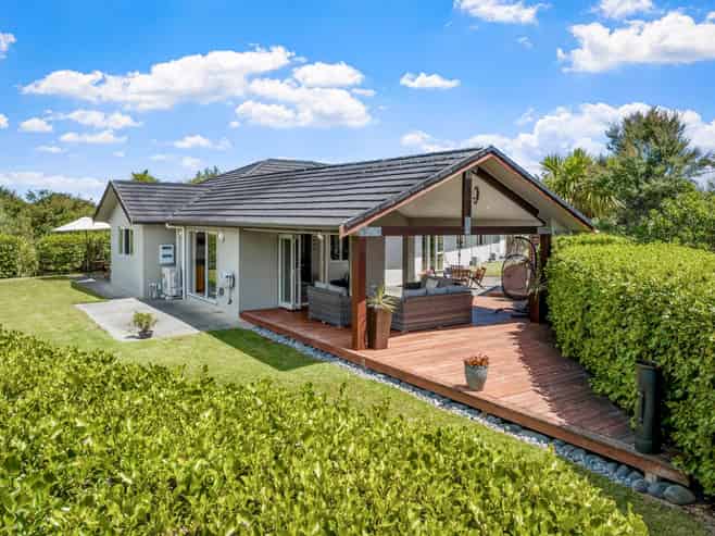 240  Three Oaks Drive, Coatesville