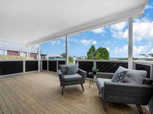 26 Ted William Street, New Windsor