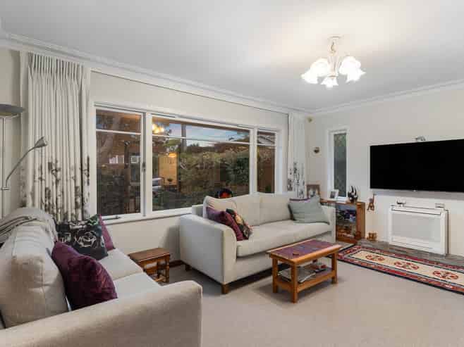 18 Amandale Avenue, Mount Albert