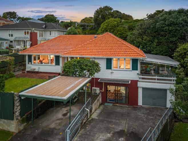 18 Amandale Avenue, Mount Albert