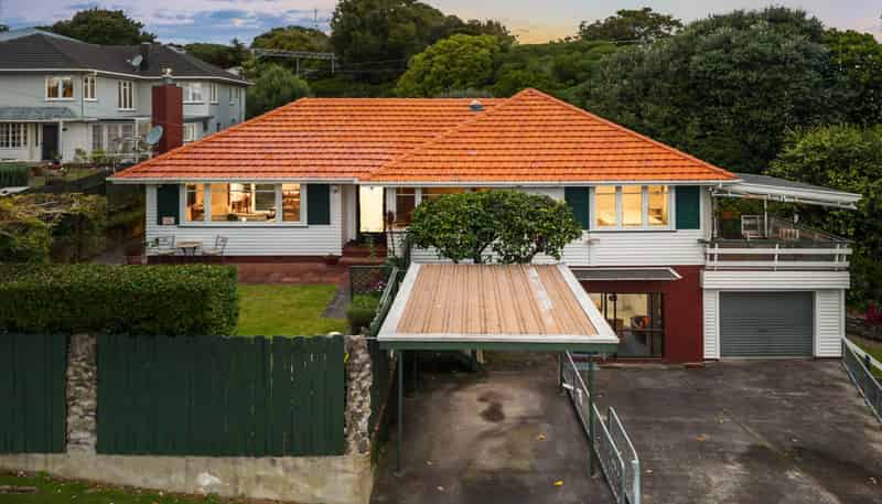 18 Amandale Avenue, Mount Albert