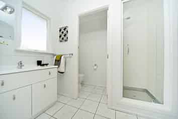 5D Abraham Place, Saint Johns