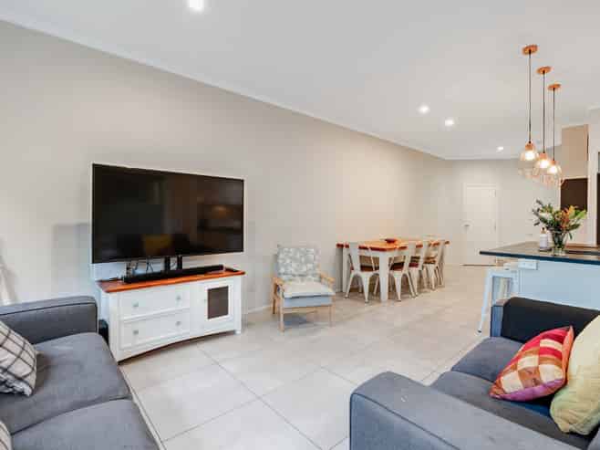 19  Trimaran Drive, Gulf Harbour