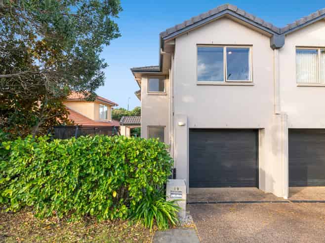 19  Trimaran Drive, Gulf Harbour