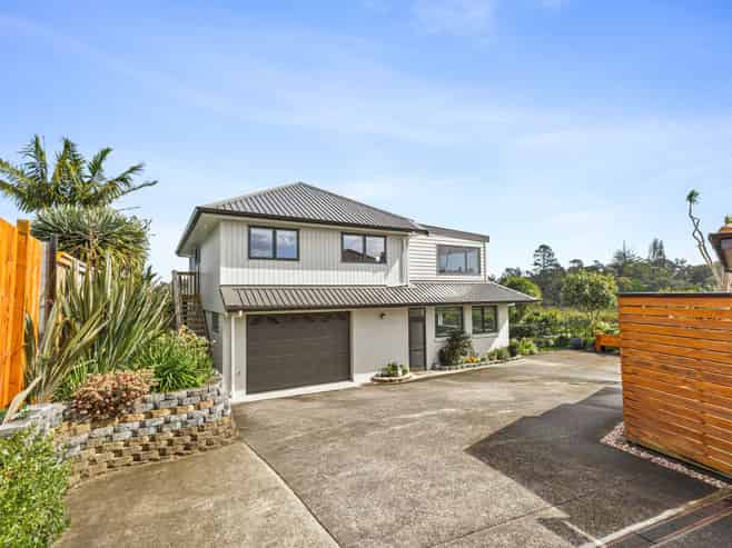 34A Renata Crescent, TE ATATU PENINSULA