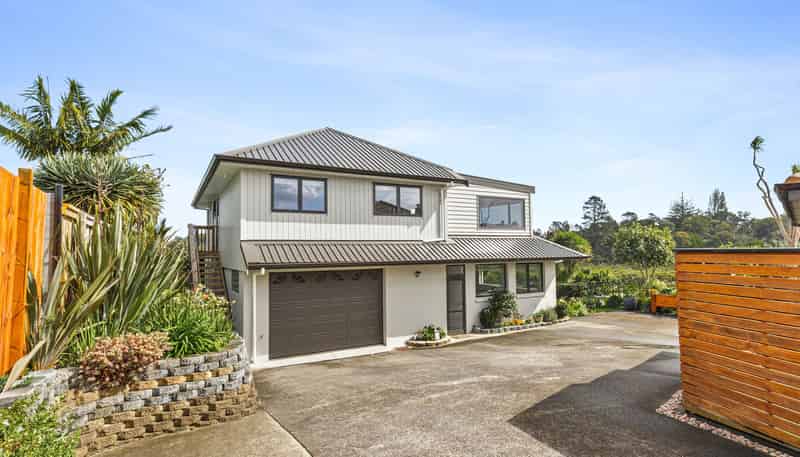 34A Renata Crescent, TE ATATU PENINSULA