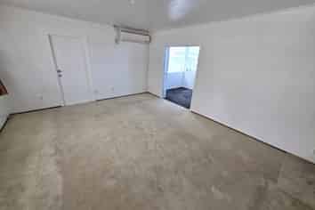 53 Favona Road, Favona