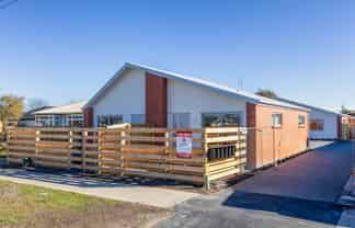 71C Geraldine Street, Edgeware