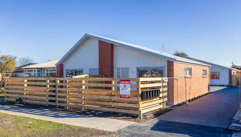 71C Geraldine Street, Edgeware