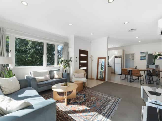 878 Dominion Road, Mount Eden