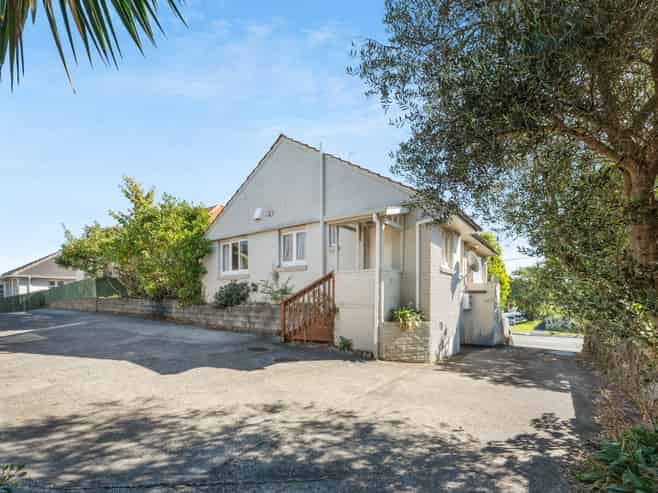 878 Dominion Road, Mount Eden